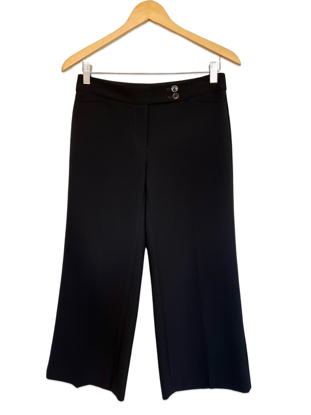 White House Black Market cropped flare black pants Size 00 Dress pants Office